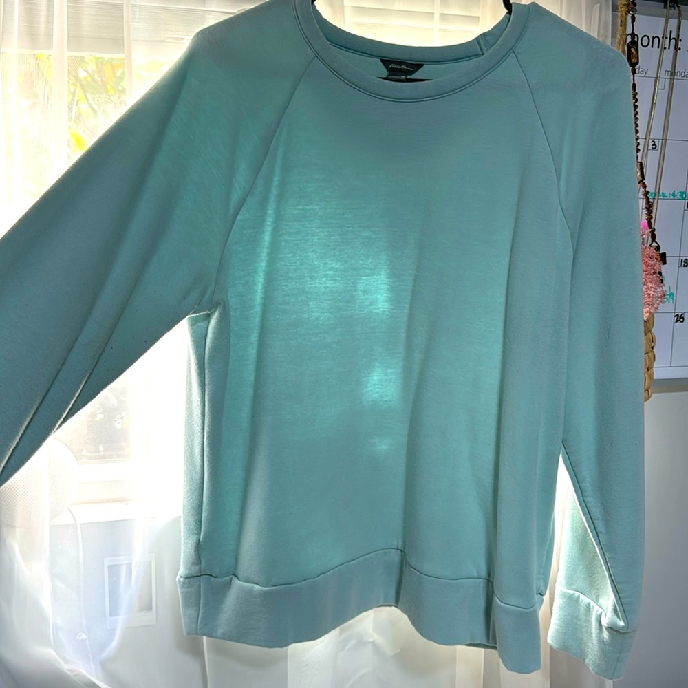 Crew neck